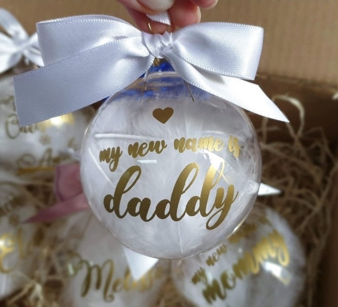 Set 3 Globuri de Crăciun personalizate pentru familie My New Name is Mommy/Daddy - crăciun - decorațiuni de crăciun de casă - globuri de crăciun - Artynos.ro