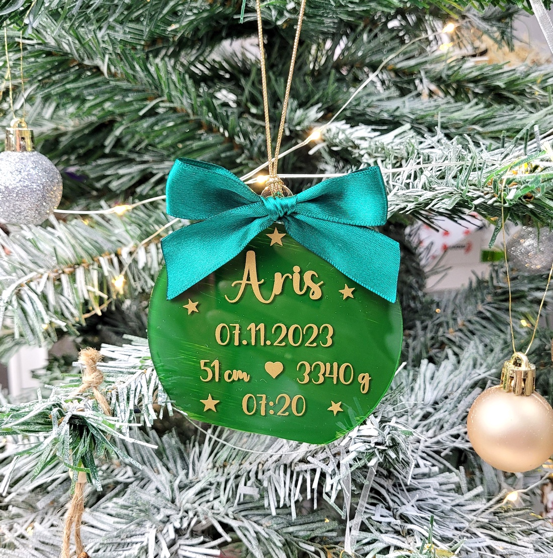 Ornament de Craciun cu datele de nastere ale bebelusului - crăciun - decorațiuni de crăciun de casă - globuri de crăciun - Artynos.ro