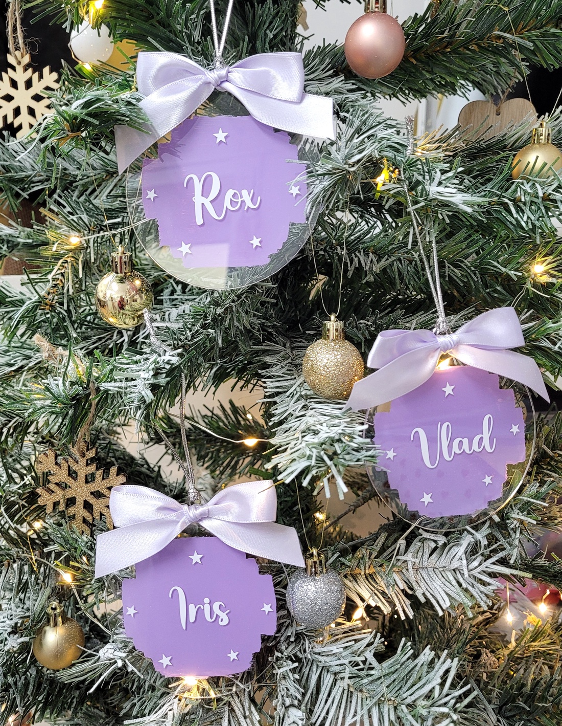 Set 3 Ornamente de Craciun pentru familie, personalizate cu nume - crăciun - decorațiuni de crăciun de casă - globuri de crăciun - Artynos.ro