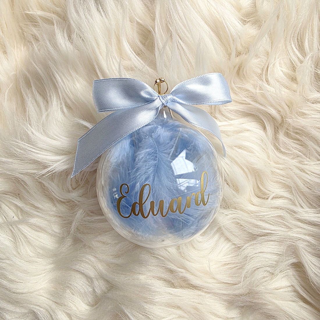 Glob de Crăciun personalizat cu nume, umplut cu puf albastru - crăciun - decorațiuni de crăciun de casă - globuri de crăciun - Artynos.ro