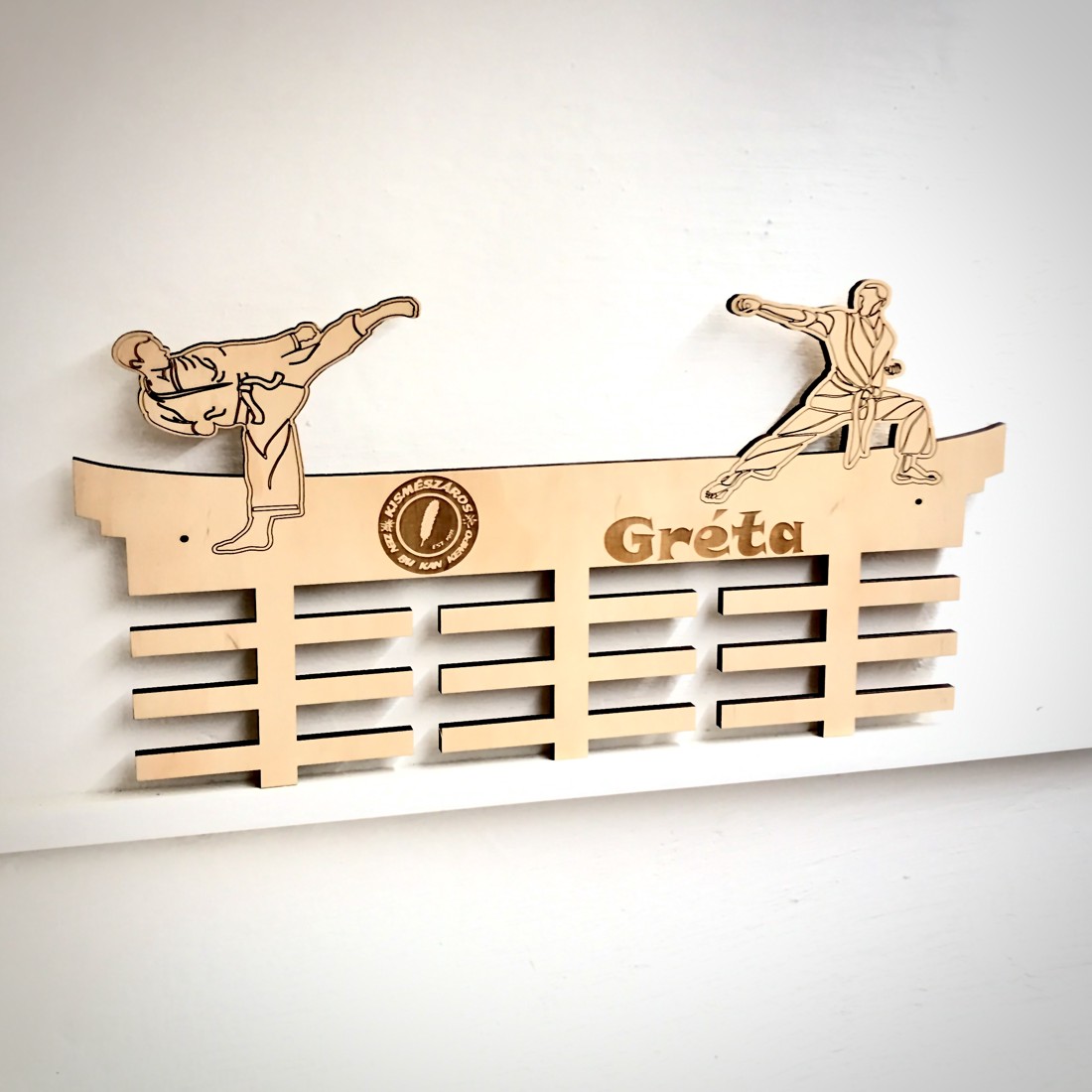Medaliat arte marțiale karate kung-fu ,kempo -  - Artynos.ro Medaliat arte marțiale karate kung-fu ,kempo -  - Artynos.ro