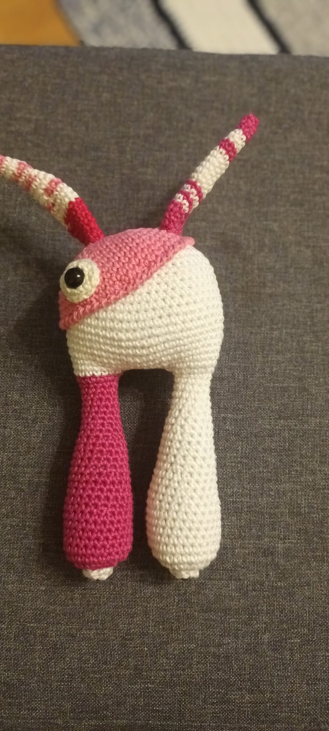 Monstrul Plinky - jucării și echipamente pentru copii - plușuri - monstru de pluș - Artynos.ro