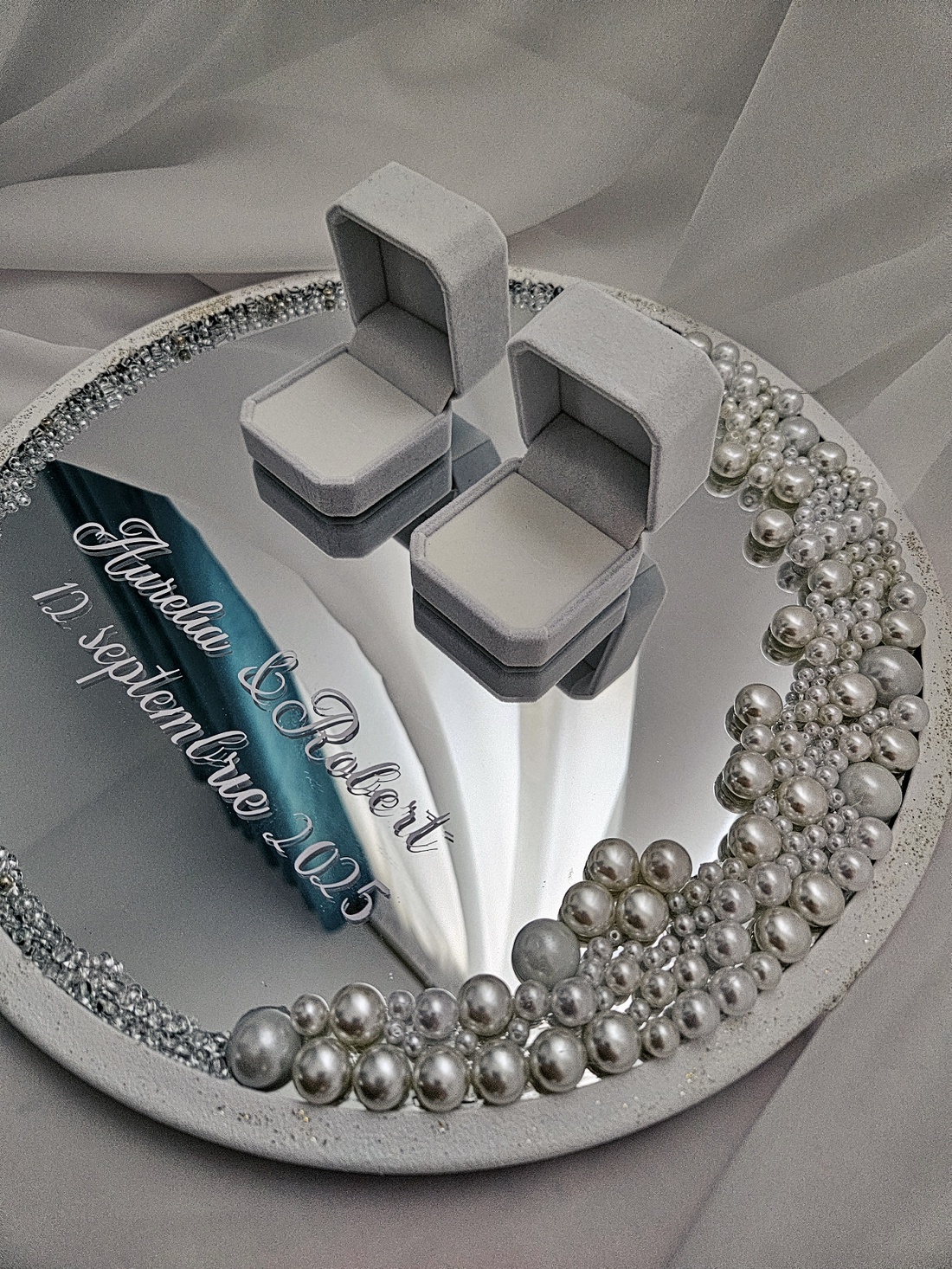 Suport verighete - accesorii nuntă - accesorii de nuntă - suport verighete și perne pentru inele - Artynos.ro