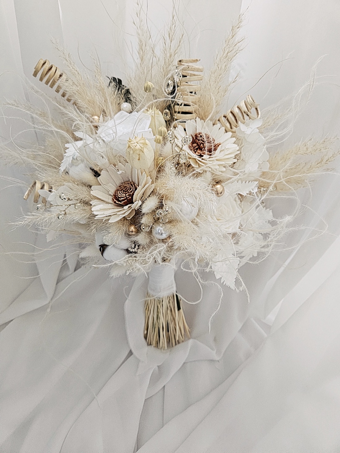 Buchet pentru nunta - accesorii nuntă - materiale decor pentru nuntă - lumânări de nuntă și suport lumânări - Artynos.ro