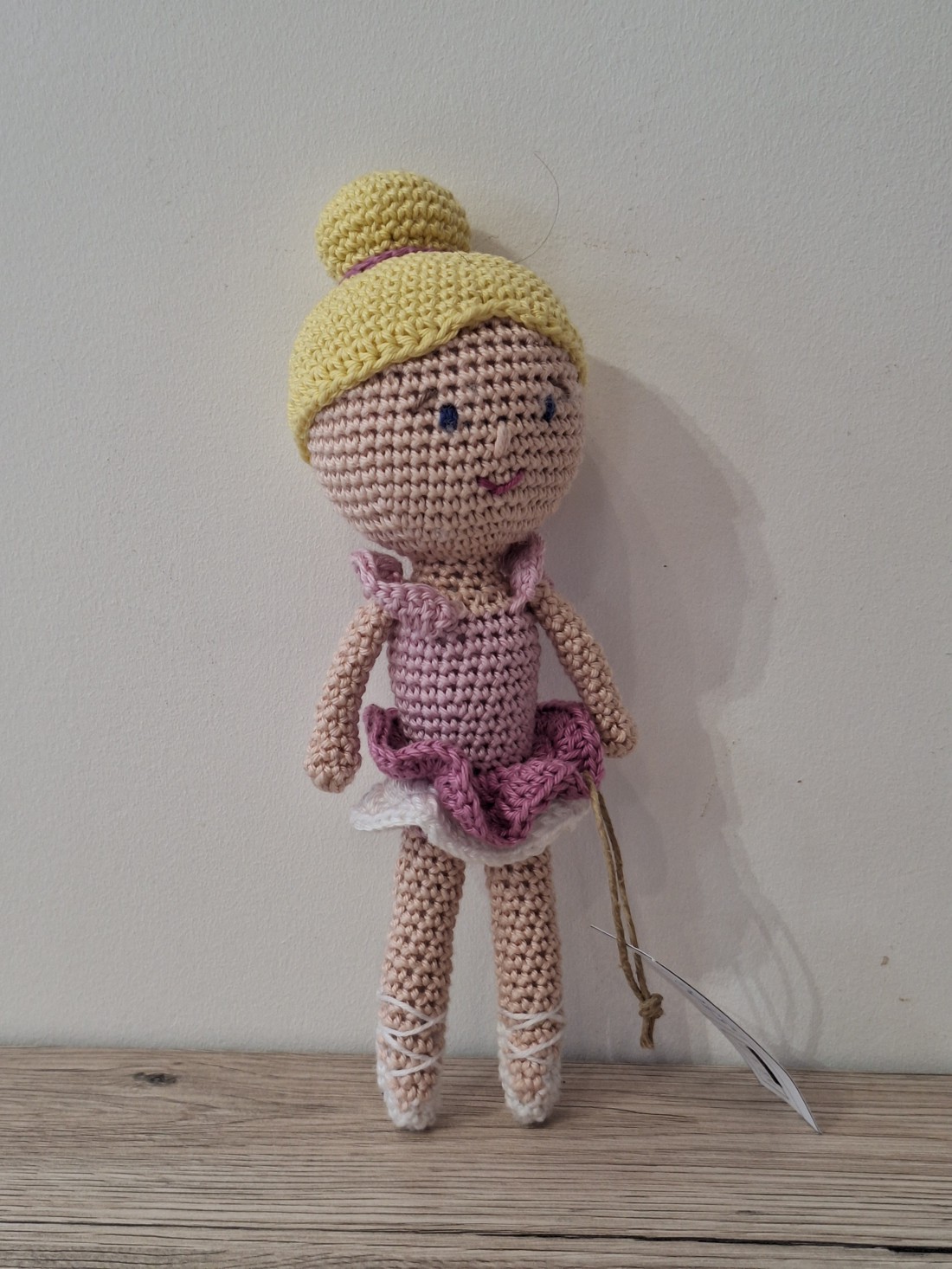 Dorottya, balerină amigurumi -  - Artynos.ro