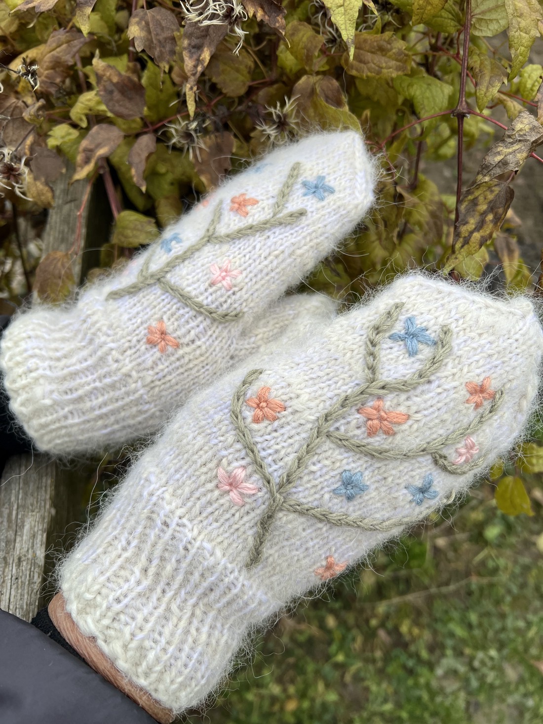 Mănuși handmade din lână de alpaca -  - Artynos.ro