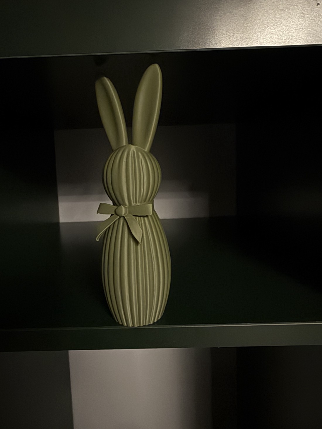 Decorațiune modernă cu iepurașul de Paște � imprimată 3D, în culori la alegere -  - Artynos.ro