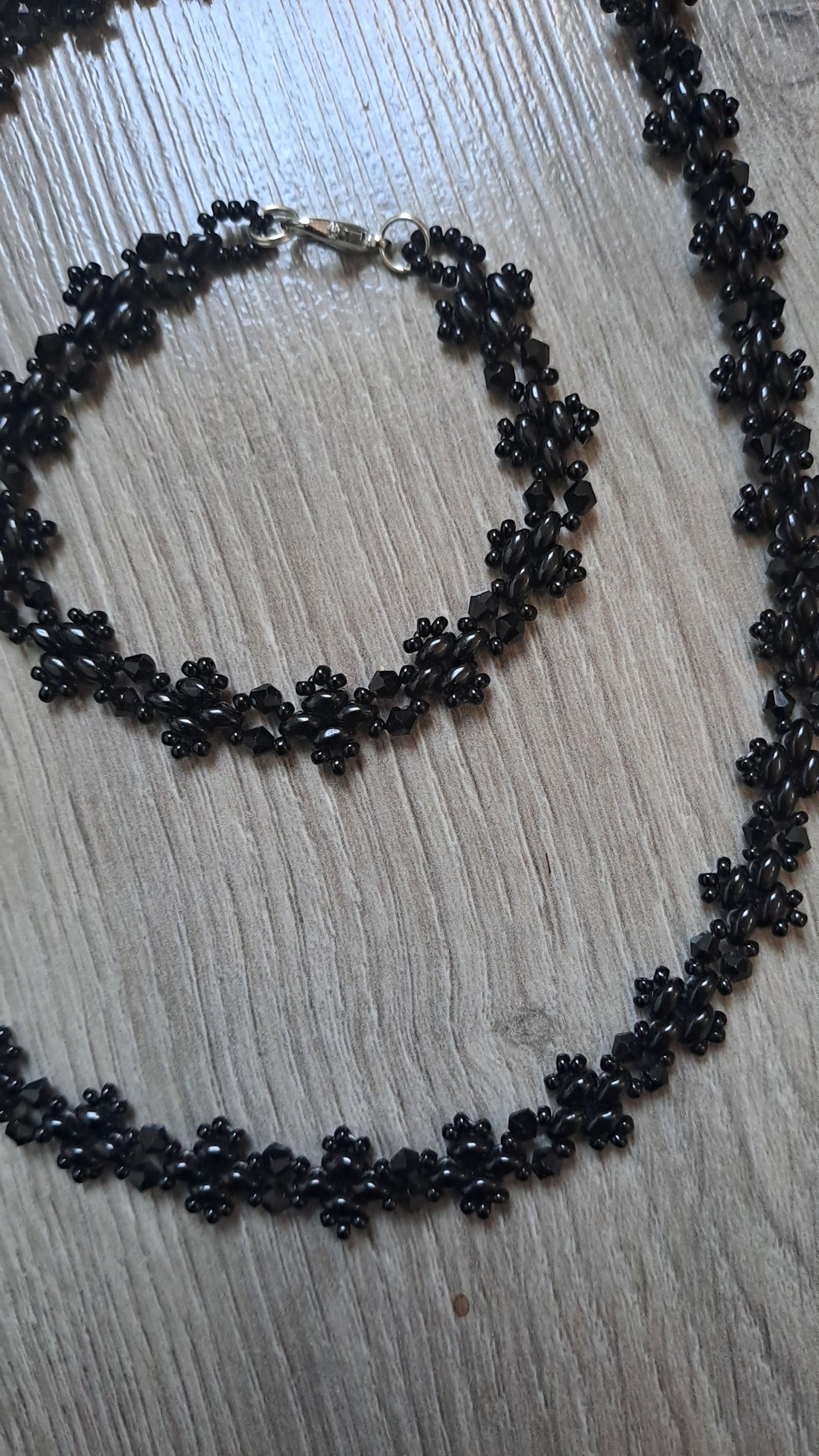 Set elegant de bijuterii negre - - Artynos.ro Set elegant de bijuterii negre - - Artynos.ro