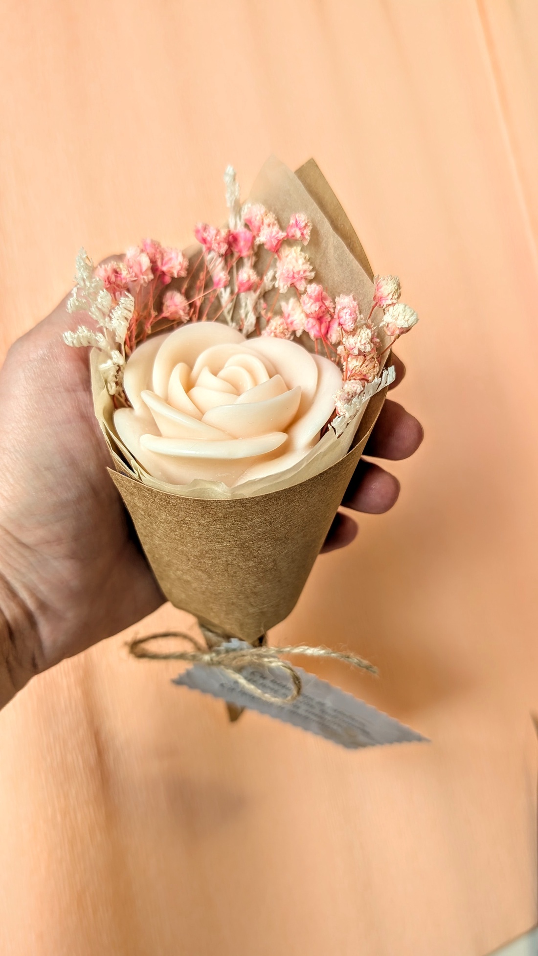 Buchet din ceară de soia - casă & stil de viață - accesorii pentru decorat casa - suport de flori - buchete de flori - Artynos.ro Buchet din ceară de soia - casă & stil de viață - accesorii pentru decorat casa - suport de flori - buchete de flori - Artynos.ro