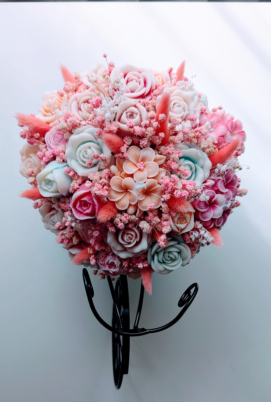Aranjament floral din ceară naturală de soia - casă & stil de viață - accesorii pentru decorat casa - suport de flori - suport flori - Artynos.ro Aranjament floral din ceară naturală de soia - casă & stil de viață - accesorii pentru decorat casa - suport de flori - suport flori - Artynos.ro