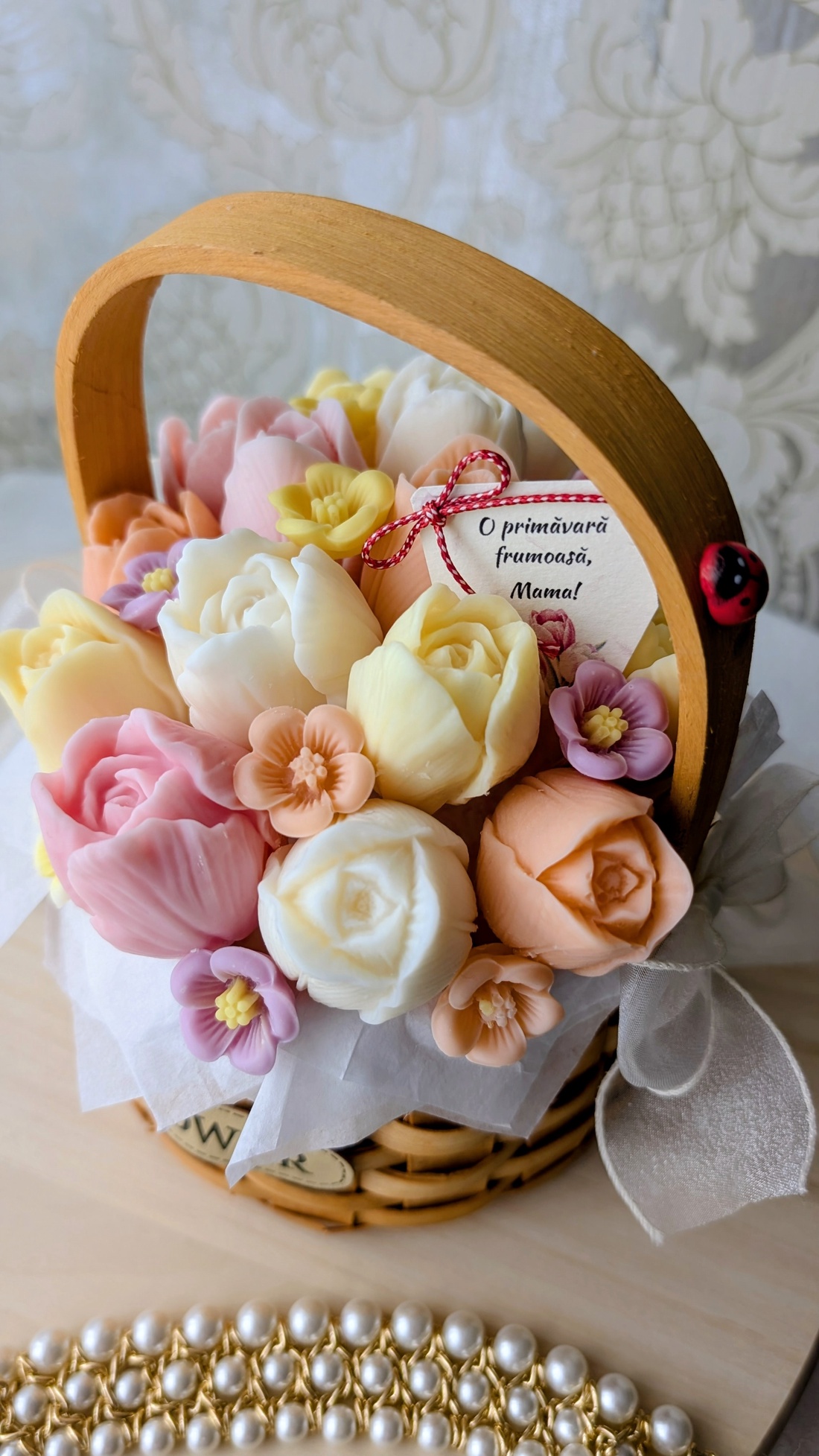 Coș cu lalele  - casă & stil de viață - decorațiuni de casă - accesorii florale - flori în ghiveci - Artynos.ro