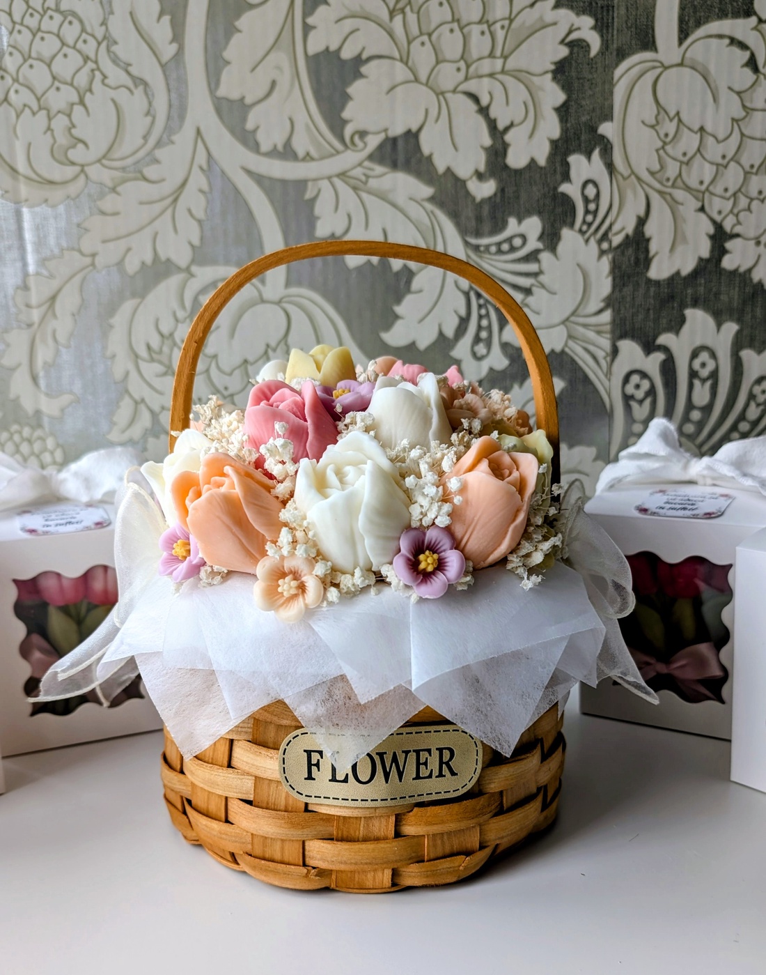 Coș lalele parfumate - casă & stil de viață - decorațiuni de casă - accesorii florale - buchete de flori - Artynos.ro