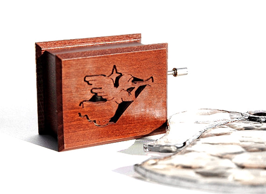 Din cer, cutia muzicală înger mahogany - cărți și creații cu tematică muzicală, cadouri - instrumente artizanale și muzicale - Artynos.ro