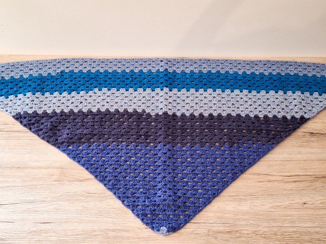 Triunghi gros șal de iarnă -  - Artynos.ro