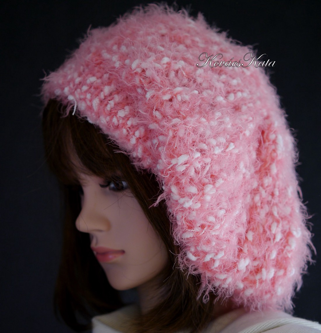 DORKA / viktória - șapcă extravagantă tricotată manual cu ciuperci, beretă - îmbrăcăminte și modă - eșarfe, pălării, fularuri - căciulă - Artynos.ro