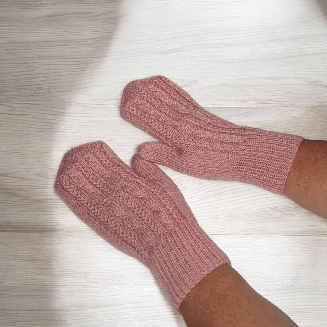 Mănuși tricotate manual cu un singur manșon -  - Artynos.ro