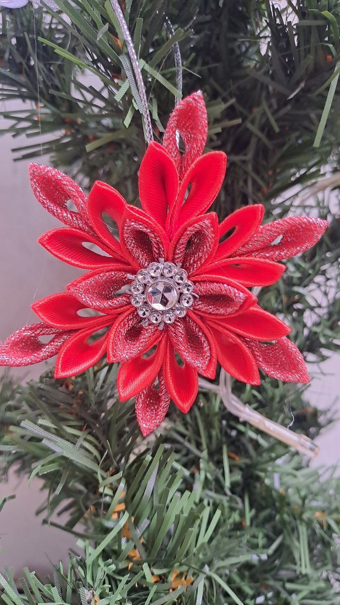 Steaua Kanzashi pentru Crăciun - crăciun - decorațiuni de crăciun de casă - decor pentru masă de crăciun - Artynos.ro