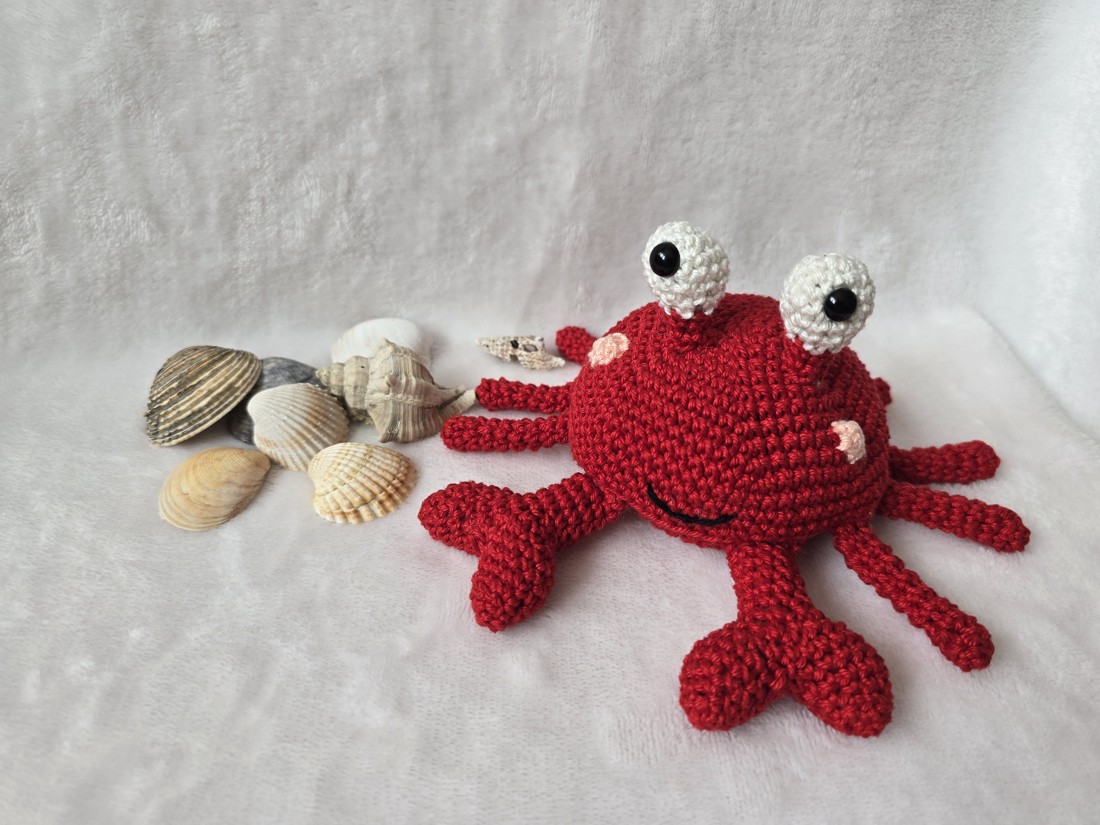 Crab croșetat - jucării și echipamente pentru copii - plușuri - figurine de pluș - Artynos.ro