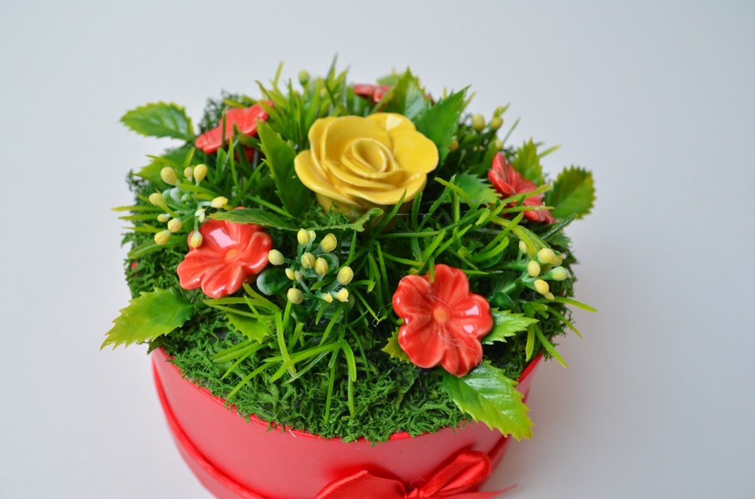 Cutii cu trandafiri, buchet de flori din ceramică, trandafir - casă & stil de viață - decorațiuni de casă - accesorii florale - buchete de flori - Artynos.ro