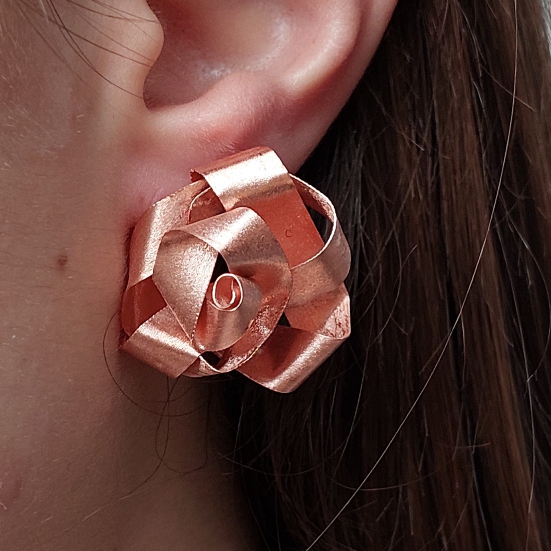 Cercei mov din cupru -  - Artynos.ro Cercei mov din cupru -  - Artynos.ro