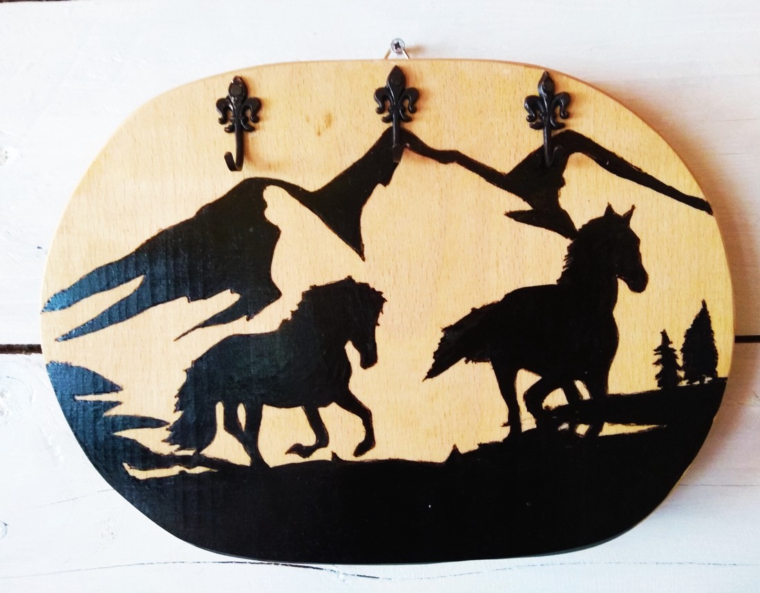 Breloc de perete ecvestru - casă & stil de viață - accesorii pentru decorat casa - decorațiuni de pereți, decorațiuni suspendate - suport pentru chei - Artynos.ro Breloc de perete ecvestru - casă & stil de viață - accesorii pentru decorat casa - decorațiuni de pereți, decorațiuni suspendate - suport pentru chei - Artynos.ro