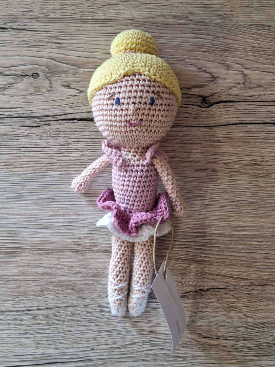 Dorottya, balerină amigurumi -  - Artynos.ro