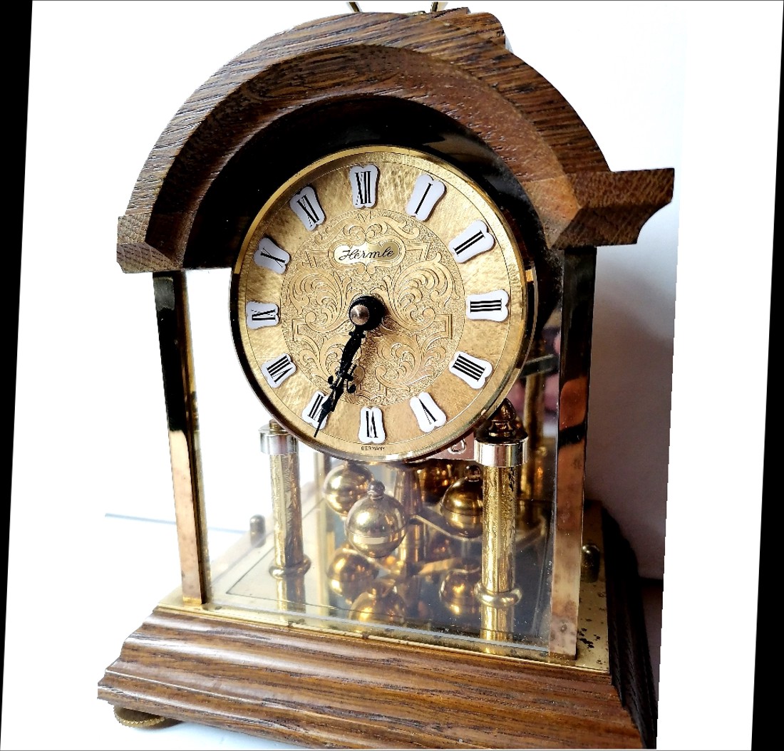 Ceas special Hermle cu pendul din lemn - casă & stil de viață - decorațiuni de casă - decorațiuni de pereți - ceasuri de perete - Artynos.ro