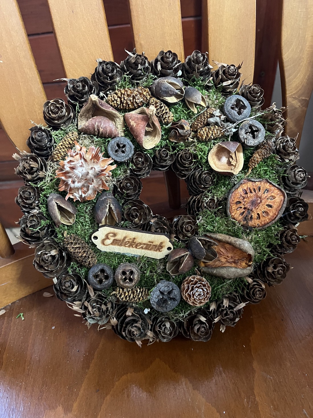 Coroană naturală, decorațiuni funerare - Ne amintim - - Artynos.ro Coroană naturală, decorațiuni funerare - Ne amintim - - Artynos.ro