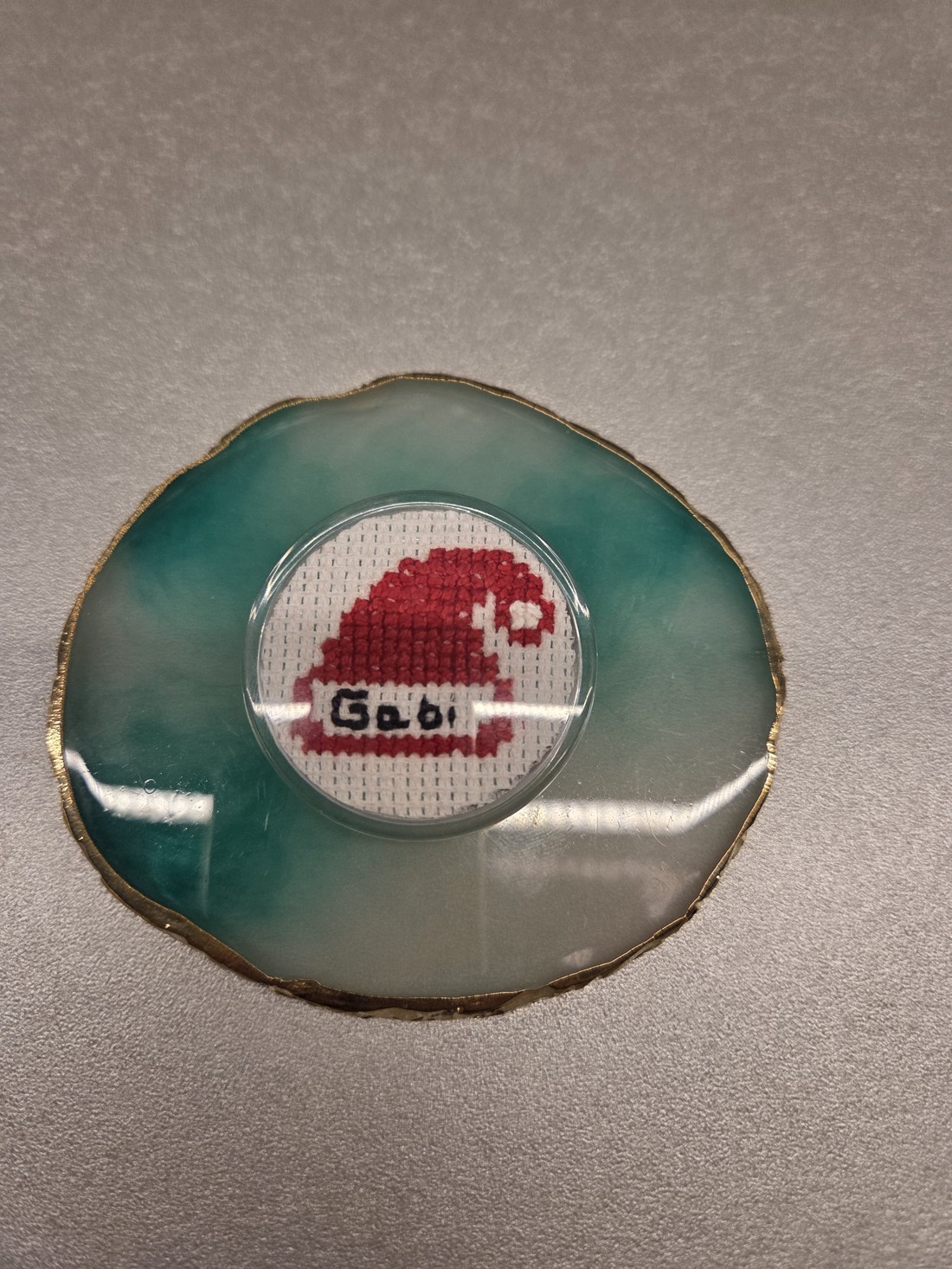 Broșă Moș Crăciun - crăciun - cadouri de moș crăciun - cadouri de moș crăciun - Artynos.ro