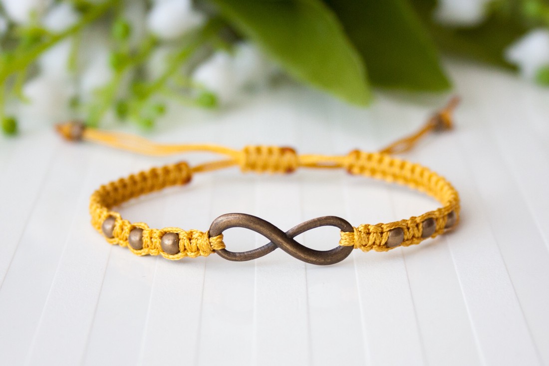Brățară macramé împletită - Aur infinit -  - Artynos.ro