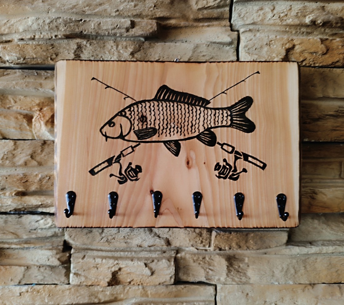 Breloc de perete pentru pescari - - Artynos.ro Breloc de perete pentru pescari - - Artynos.ro
