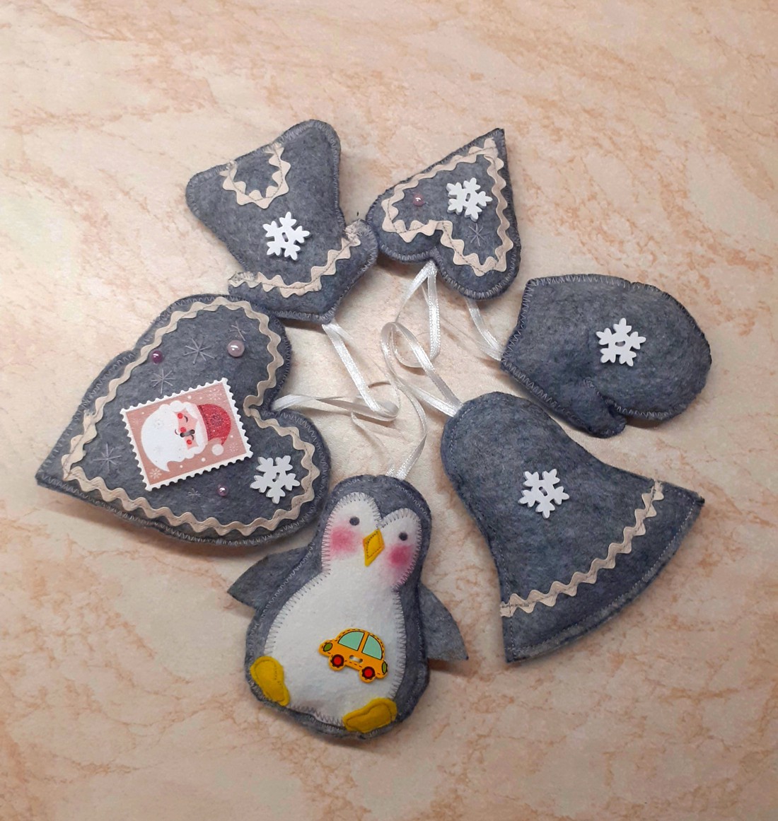 Pachet de ornamente pentru pomul de Crăciun gri argintiu -  - Artynos.ro