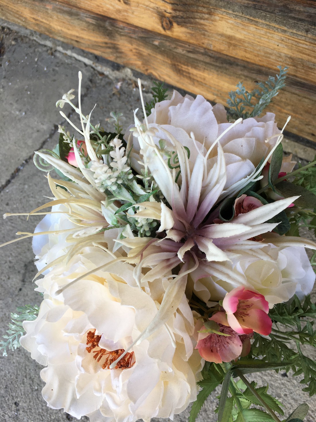 Buchet de mireasă - - Artynos.ro Buchet de mireasă - - Artynos.ro