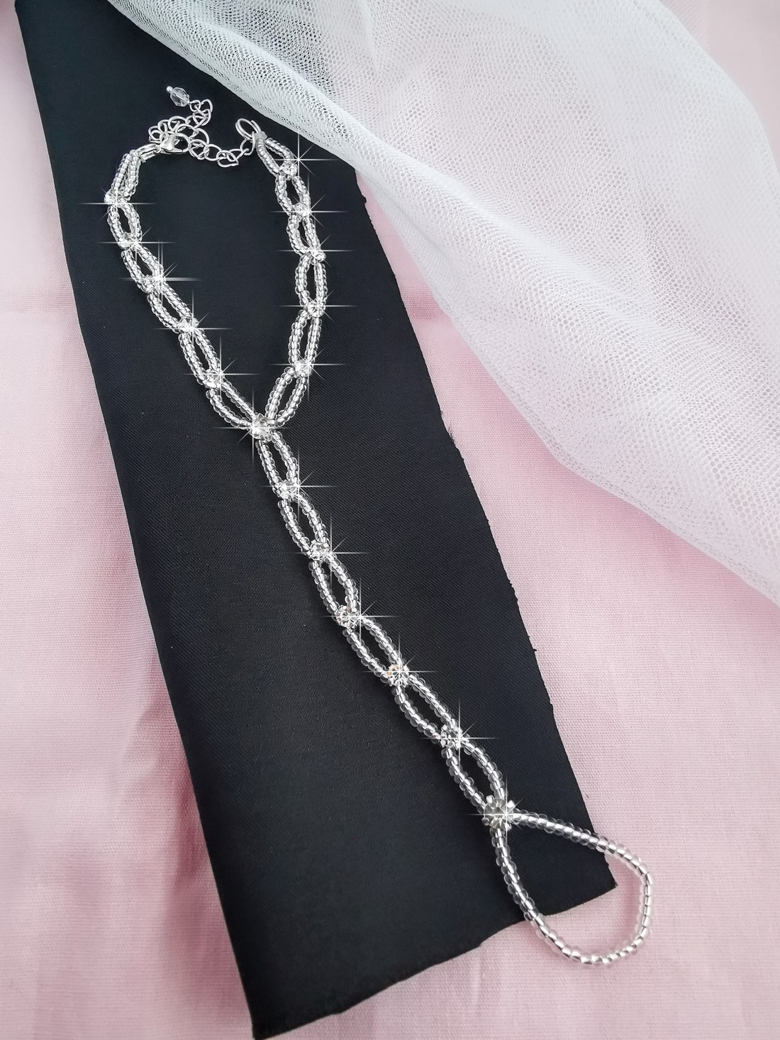 Strass, argintiu bijuterie pentru picioare - accesorii nuntă - bijuterii mireasă - brățări mireasă - Artynos.ro Strass, argintiu bijuterie pentru picioare - accesorii nuntă - bijuterii mireasă - brățări mireasă - Artynos.ro
