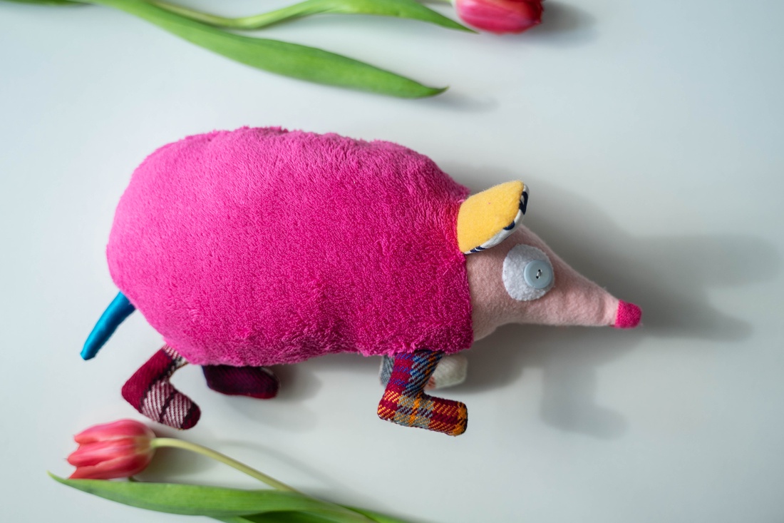 Ariciul Fulger McLaren - jucării și echipamente pentru copii - plușuri - arici de pluș - Artynos.ro