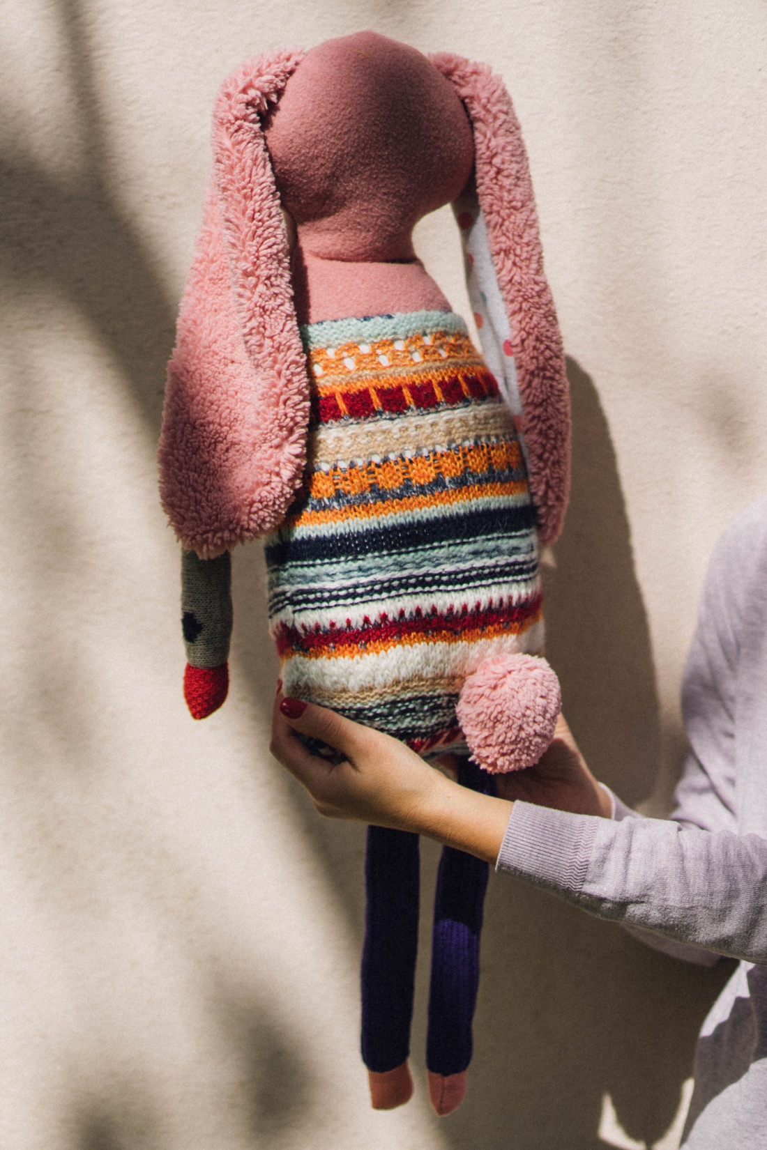 Iepurica Jojo - jucării și echipamente pentru copii - plușuri - iepure de pluș - Artynos.ro