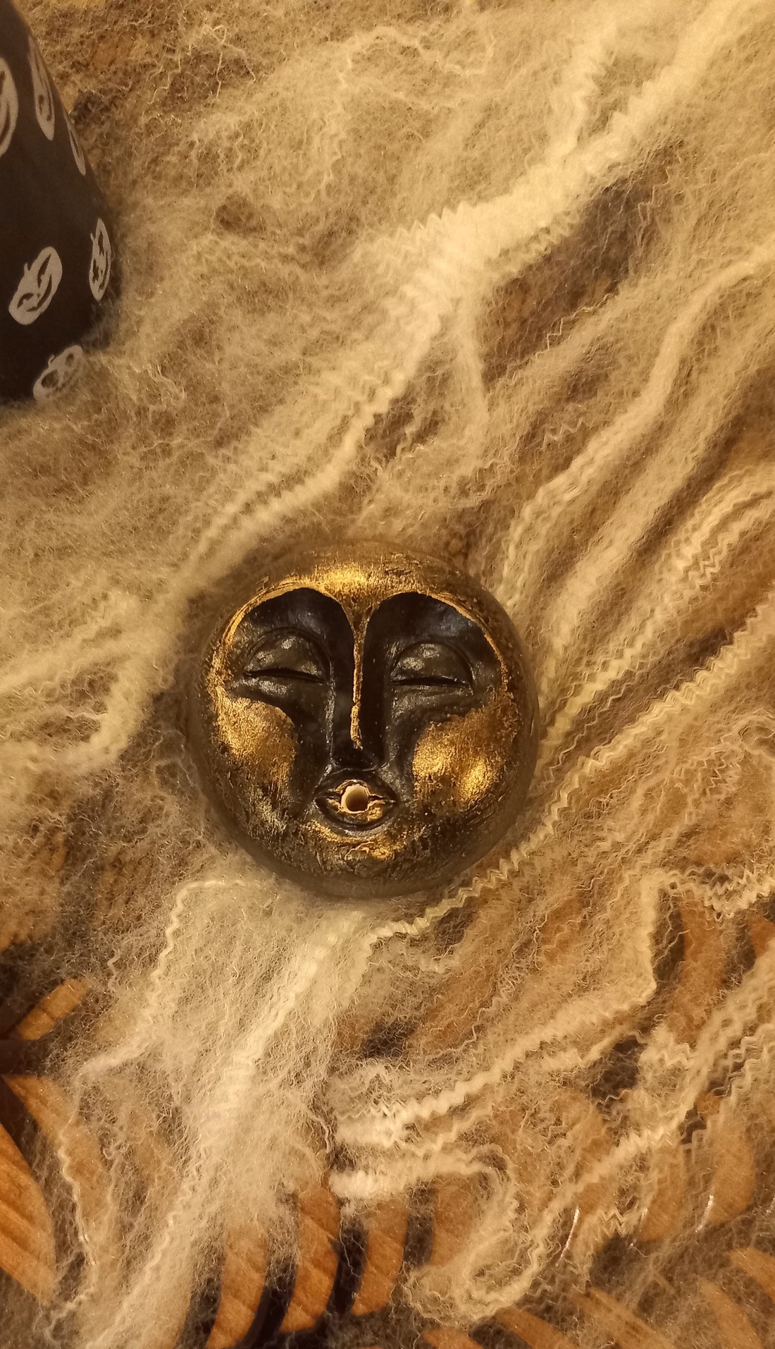 Suport de bețișoare parfumate - casă & stil de viață - accesorii pentru decorat casa - decorațiuni cu tematică spirituală - tămâie și suport tămâie - Artynos.ro Suport de bețișoare parfumate - casă & stil de viață - accesorii pentru decorat casa - decorațiuni cu tematică spirituală - tămâie și suport tămâie - Artynos.ro