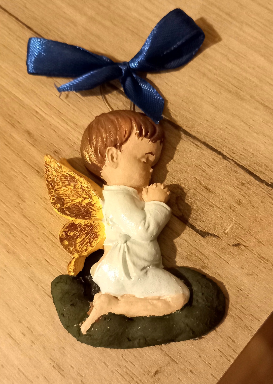 Îngeraș - crăciun - decorațiuni de crăciun de casă - figurine pentru pomul de crăciun - Artynos.ro Îngeraș - crăciun - decorațiuni de crăciun de casă - figurine pentru pomul de crăciun - Artynos.ro