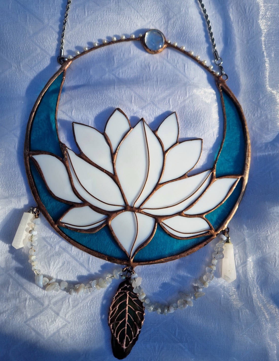 Lotus prinzător de soare în ceașcă de lună albastră - casă & stil de viață - accesorii pentru decorat casa - decorațiuni de geam și decorațiuni de ușă  - decor ferestre și autocolant pentru geam - Artynos.ro