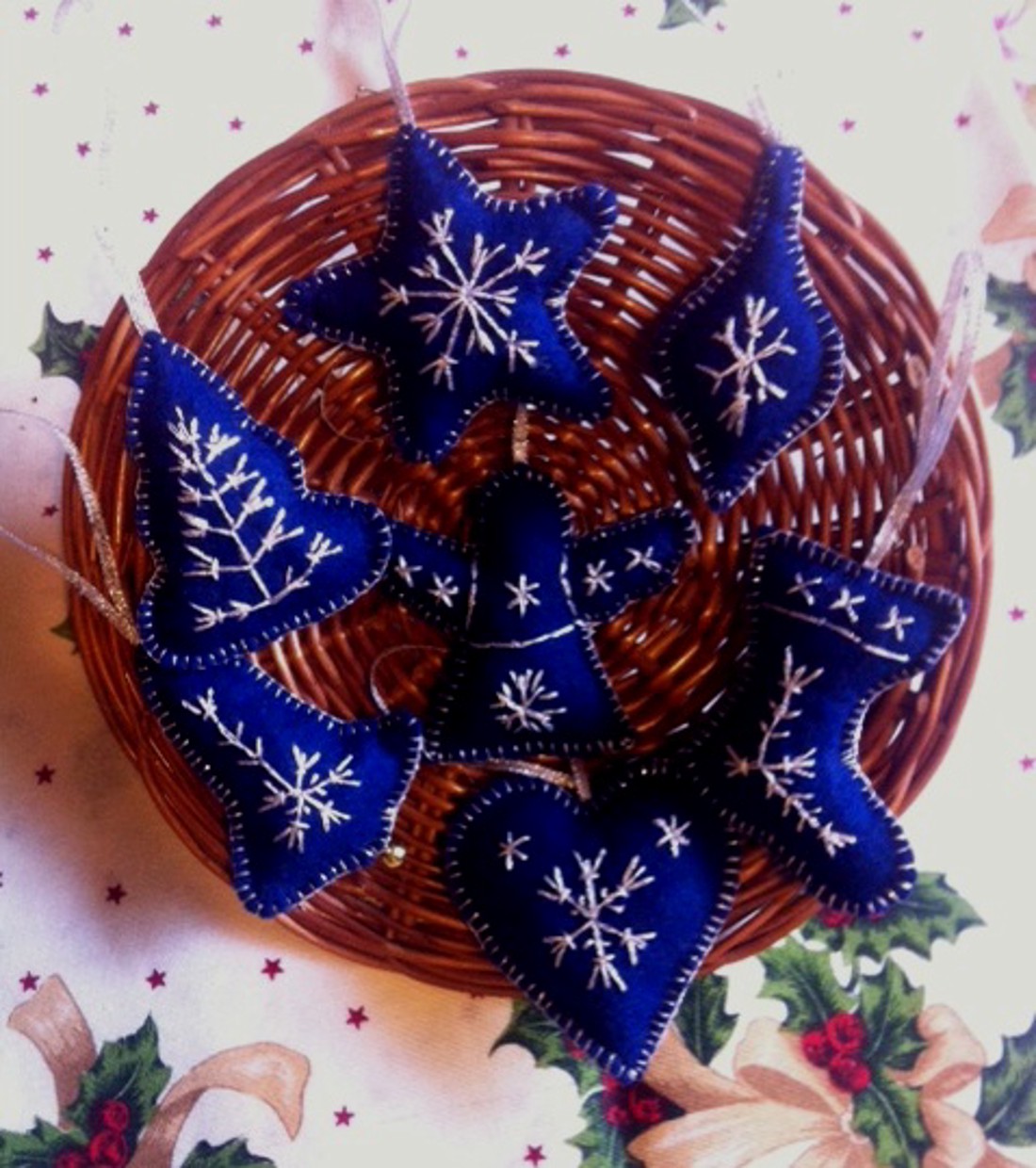 Colecție de ornamente pentru pomul de Crăciun, albastru-argintiu - - Artynos.ro Colecție de ornamente pentru pomul de Crăciun, albastru-argintiu - - Artynos.ro