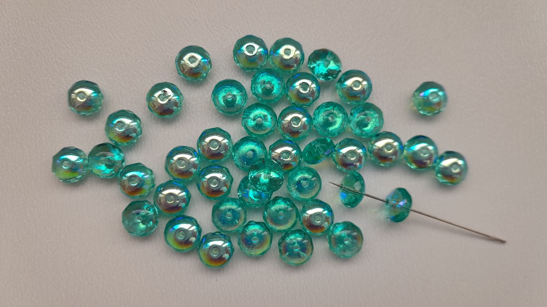 Perlă din sticlă cehă - gogoașă - 7x4mm - 45 buc / pachet - verde turcoaz colorat - - Artynos.ro Perlă din sticlă cehă - gogoașă - 7x4mm - 45 buc / pachet - verde turcoaz colorat - - Artynos.ro
