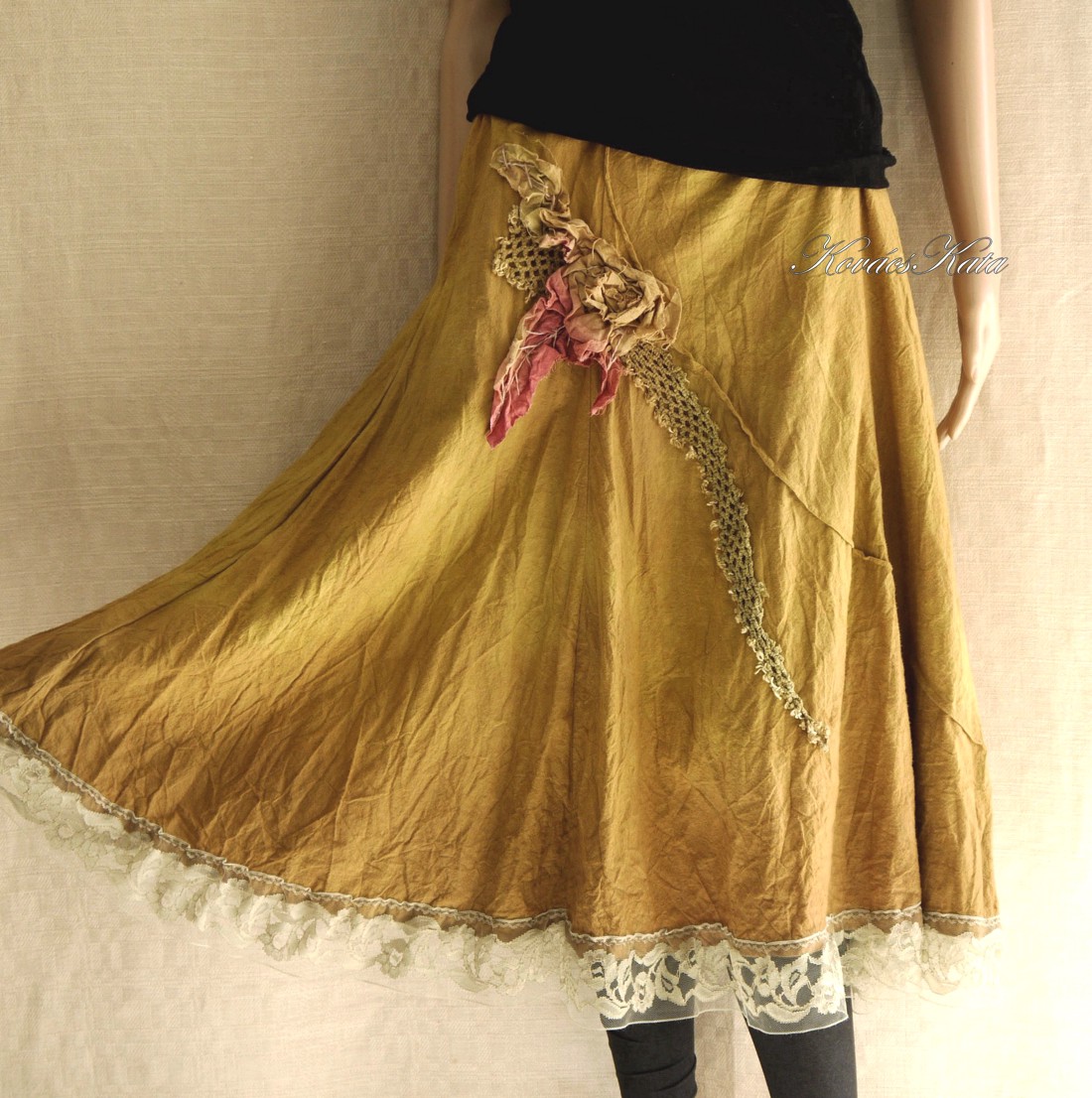 GAIA / primăvară - fustă cu design artistic - îmbrăcăminte și modă - haine damă - fustă damă - Artynos.ro