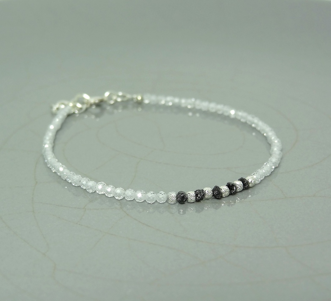Bratara diamant negru brut si cubic zirconia cristal - bijuterii - brățări - brățară cu mărgele - Artynos.ro Bratara diamant negru brut si cubic zirconia cristal - bijuterii - brățări - brățară cu mărgele - Artynos.ro