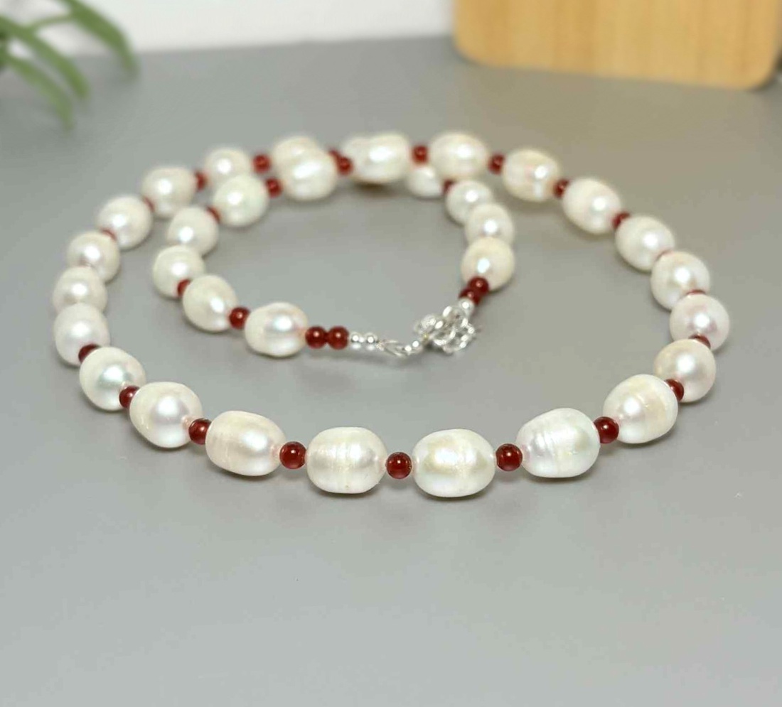 Colier perle de cultura si carneol - bijuterii - coliere - coliere din mărgele - Artynos.ro