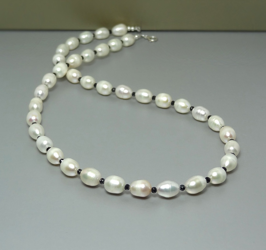 Colier perle de cultura, turmalina neagra si pandantiv inima detasabil - bijuterii - coliere - coliere din pietre semiprețioase - Artynos.ro