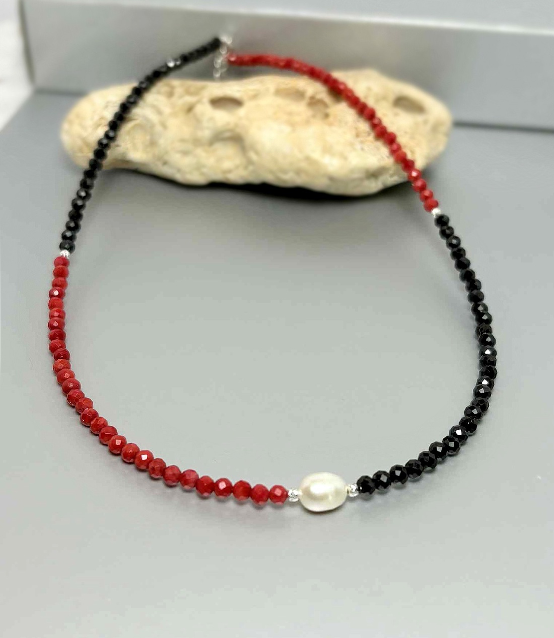 Colier coral fatetat, turmalina si perla de cultura - bijuterii - coliere - coliere din pietre semiprețioase - Artynos.ro