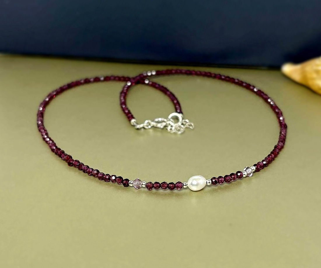 Colier granat, perla cultura si cristale Preciosa - bijuterii - coliere - coliere din pietre semiprețioase - Artynos.ro