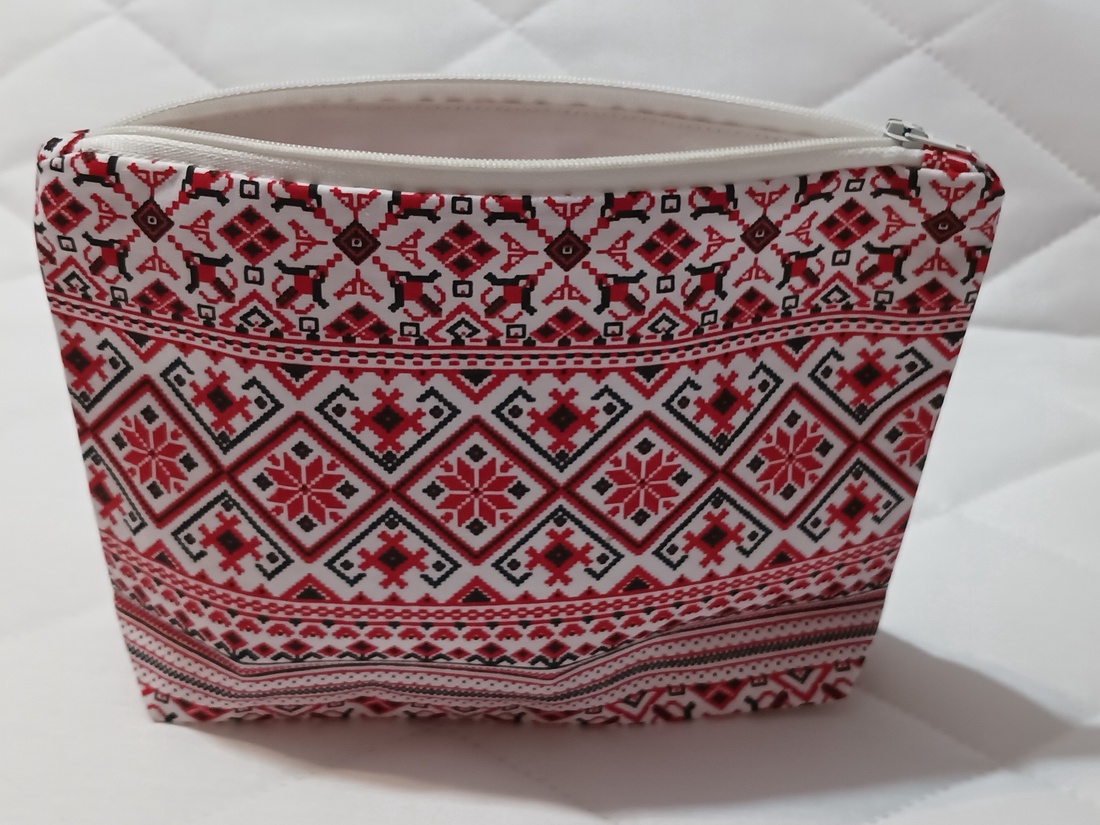 Népi motívumos neszesszer - genți și portofele - genți cosmetice - Artynos.ro