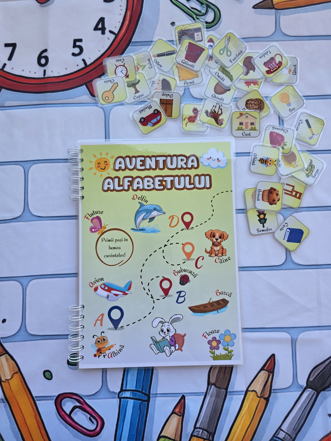 Cartea Aventura alfabetului - jucării și echipamente pentru copii - cărți pentru copii, cărți textile - Artynos.ro Cartea Aventura alfabetului - jucării și echipamente pentru copii - cărți pentru copii, cărți textile - Artynos.ro