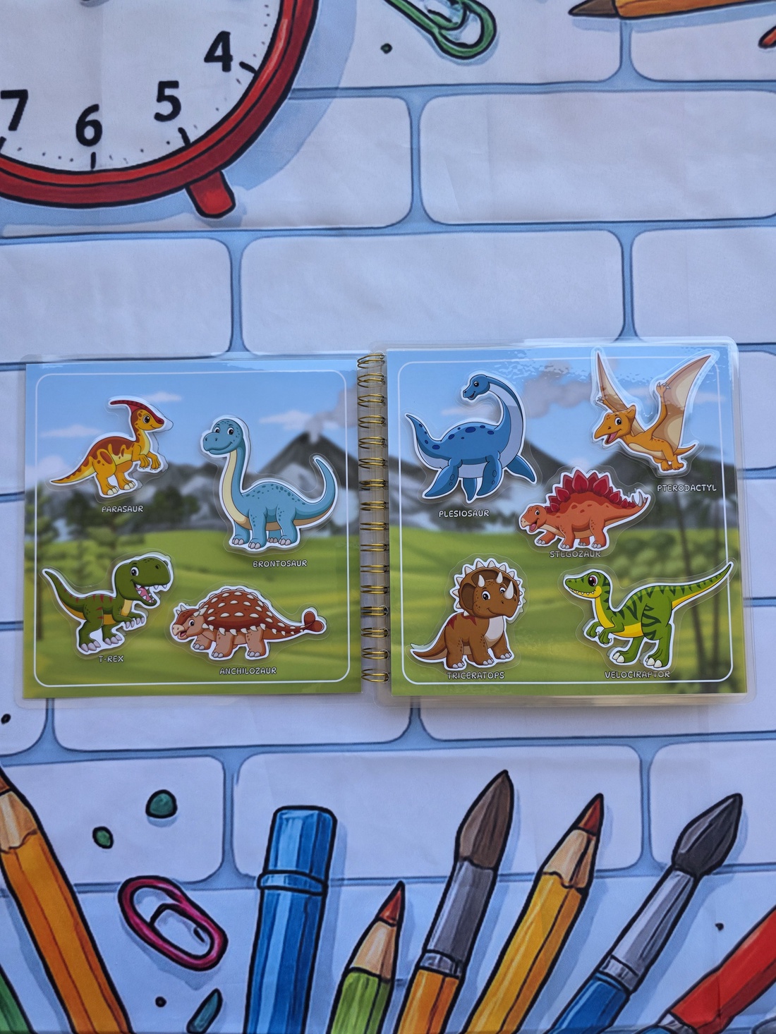Cartea Dinopark - jucării și echipamente pentru copii - cărți pentru copii, cărți textile - Artynos.ro Cartea Dinopark - jucării și echipamente pentru copii - cărți pentru copii, cărți textile - Artynos.ro